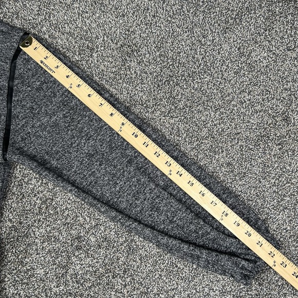 Dolan Anthropologie Hooded Soft Gray Full Zip Cardigan Women Medium Pockets Warm - Picture 14 of 15